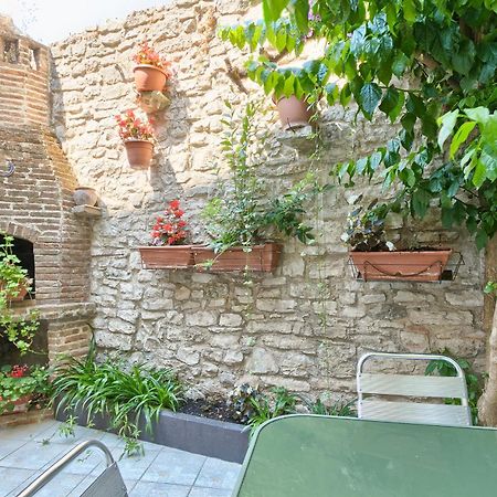 Hostel Pula Exterior photo
