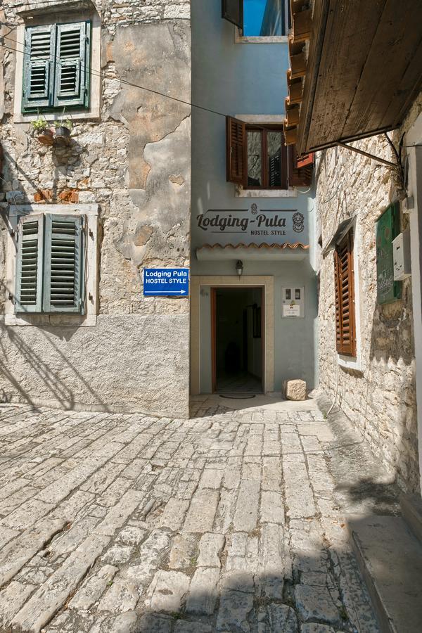 Hostel Pula Exterior photo